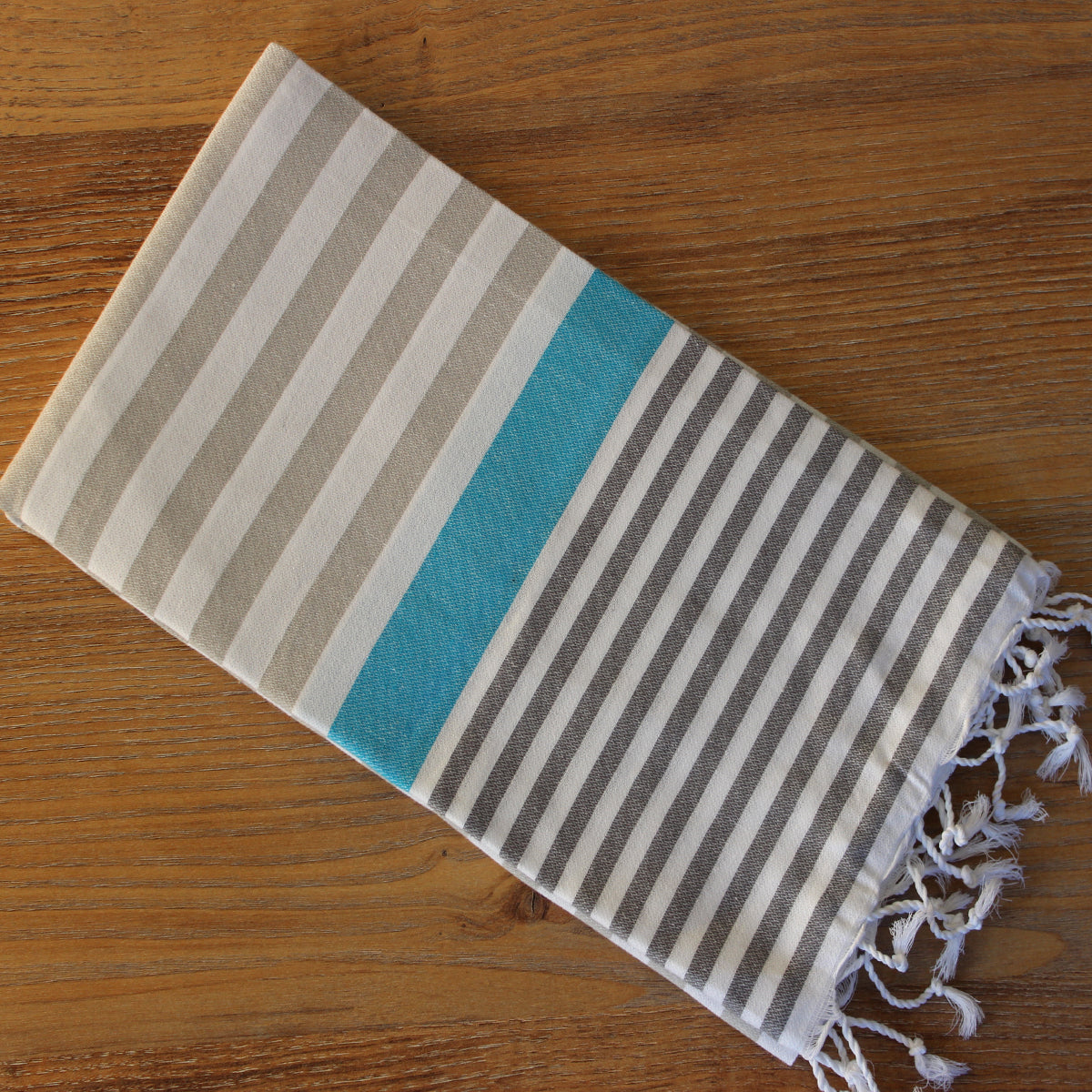 Sandfree Turkish towel in grey