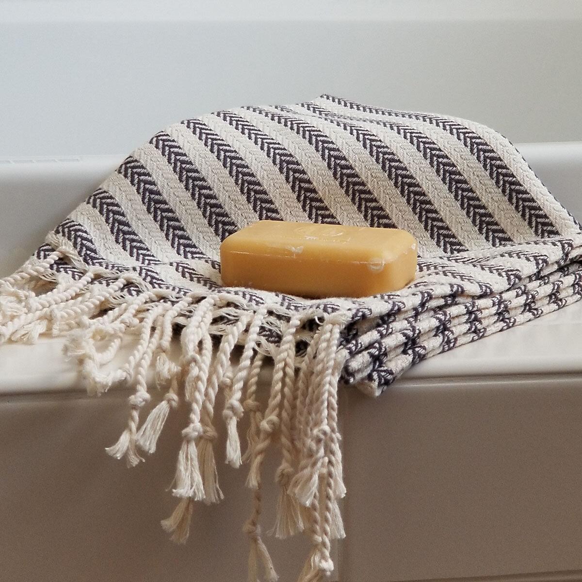 Gift Set from QuiQuattro - Turkish towel hand towel and a soap