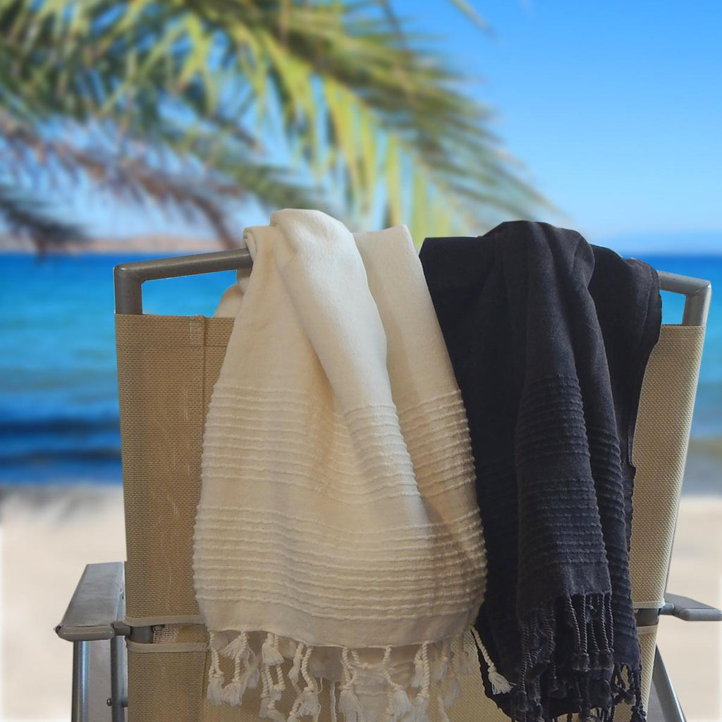 black-white-turkish-towels